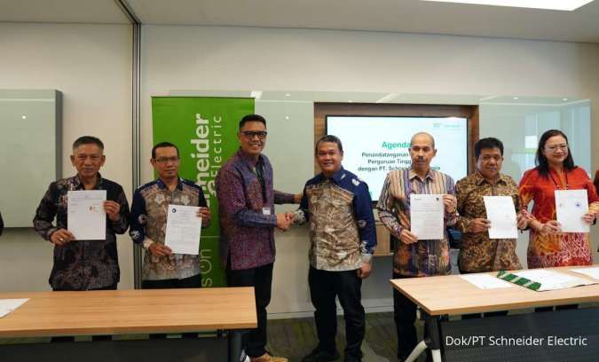 Schneider Electric Hibahkan Teknologi Sistem Distribusi Listrik guna Pengembangan SDM