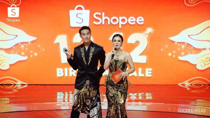 Panggung Spektakuler Shopee 12.12 Birthday Sale TV Show, Kekompakan Daniel Mananta dan Astrid Tiar saat memandu acara TV Show dengan meriah