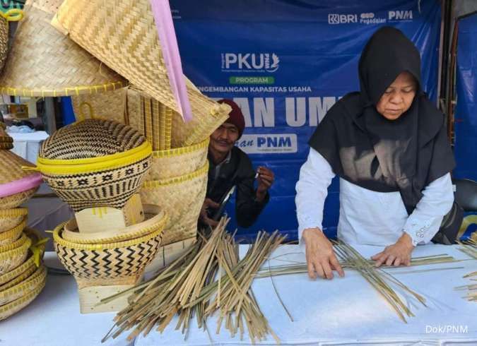 Program Pendampingan PNM Dorong Nasabah Berdaya Lewat Anyaman Bambu 