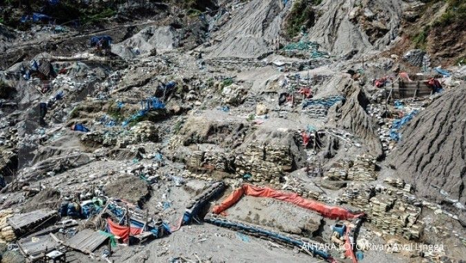 Puluhan penambang emas ilegal di Afganistan diduga tewas tertimbun terowongan
