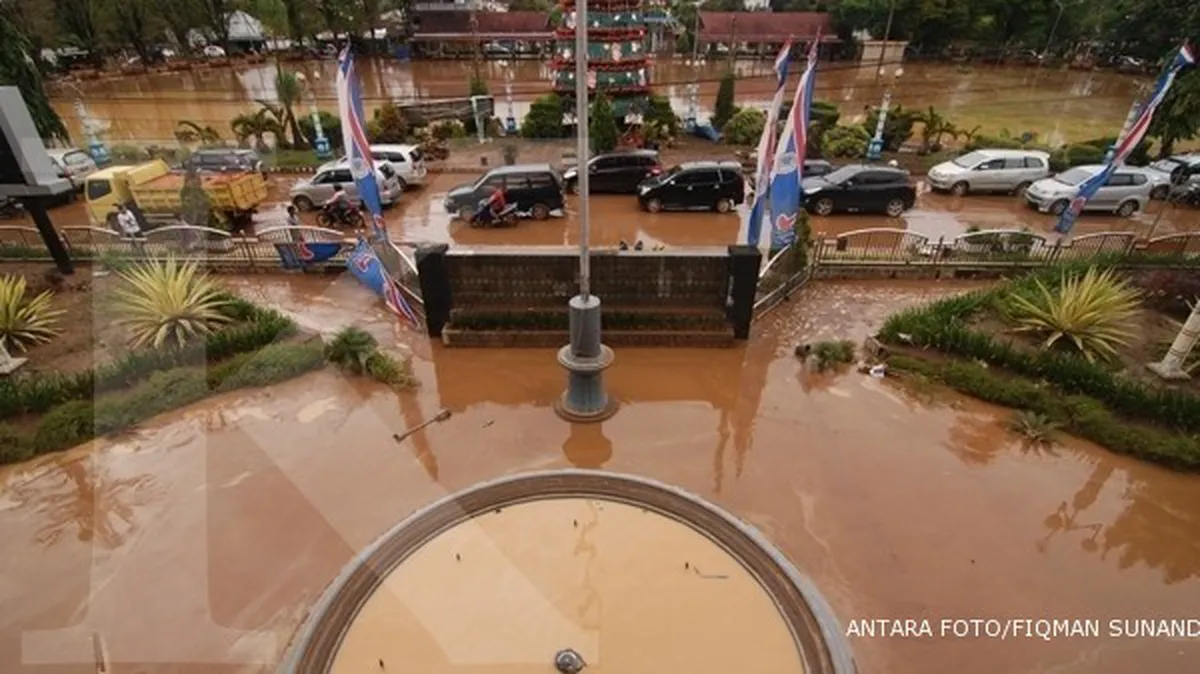 Banjir Bandang Datangi Perumahan Citraland Manado