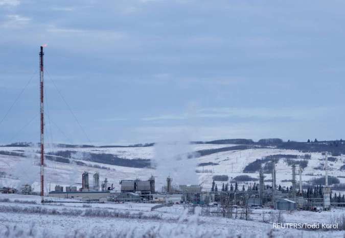 Harga Minyak Mentah Ditutup Melemah 3%, Dekati Level Terendah 5 Tahun 