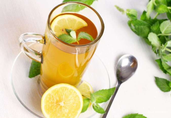 Enak dan Sehat, Intip Manfaat Minum Teh Lemon untuk Kesehatan