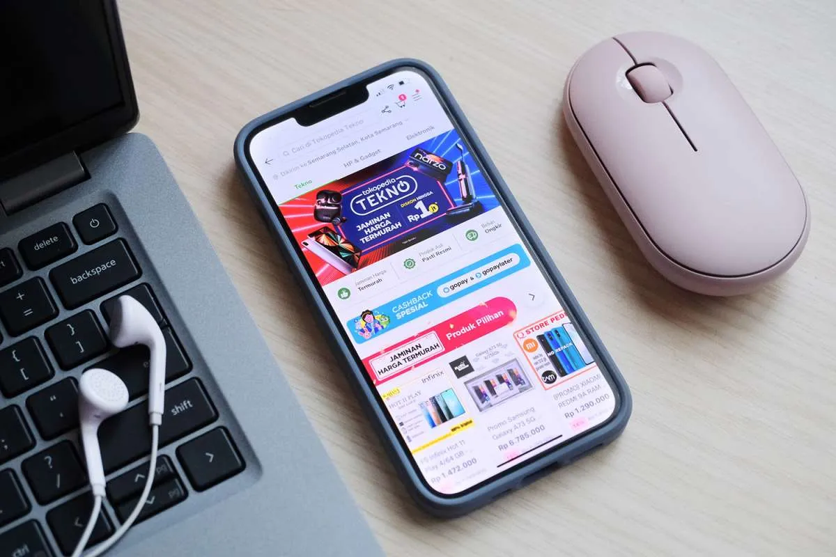 Tren Belanja Online Awal Tahun di Tokopedia:  Set Top Box dan Sunscreen Laris Manis