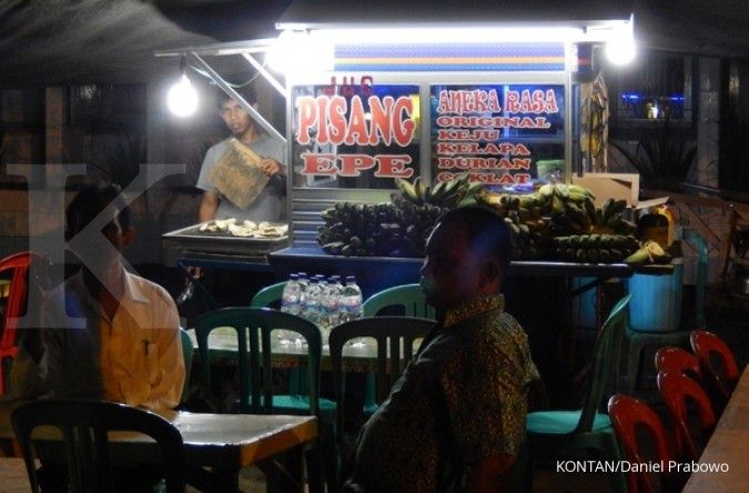 Penjual pisang epe tawarkan pelayanan prima (3)