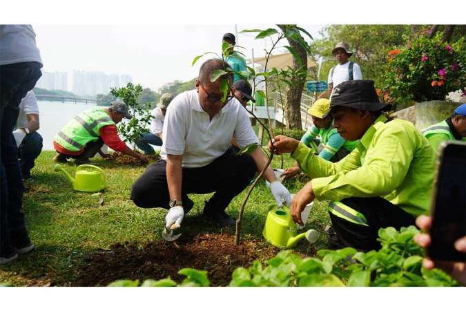 Kontan - Angkasa Pura 1 Kilas Online