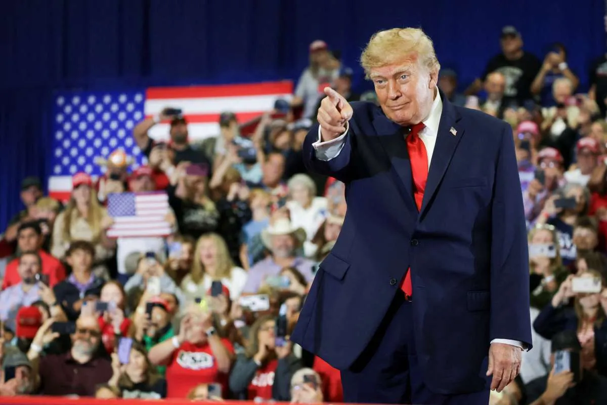 Trump Mulai Kampanye Pemilu Sela AS, Partai Republik Hadapi Persaingan Ketat