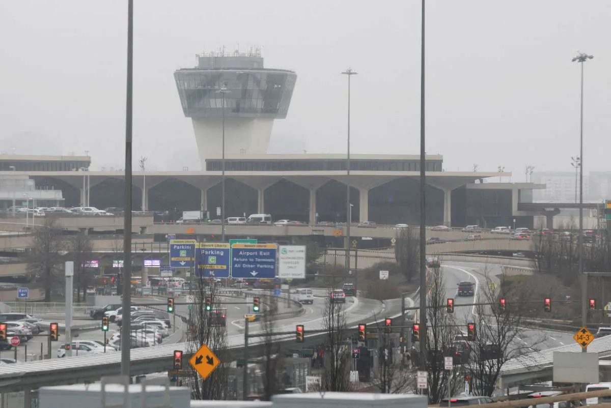 Jelang Piala Dunia, Bandara Newark di New Jersey Meniadakan Petugas Imigrasi