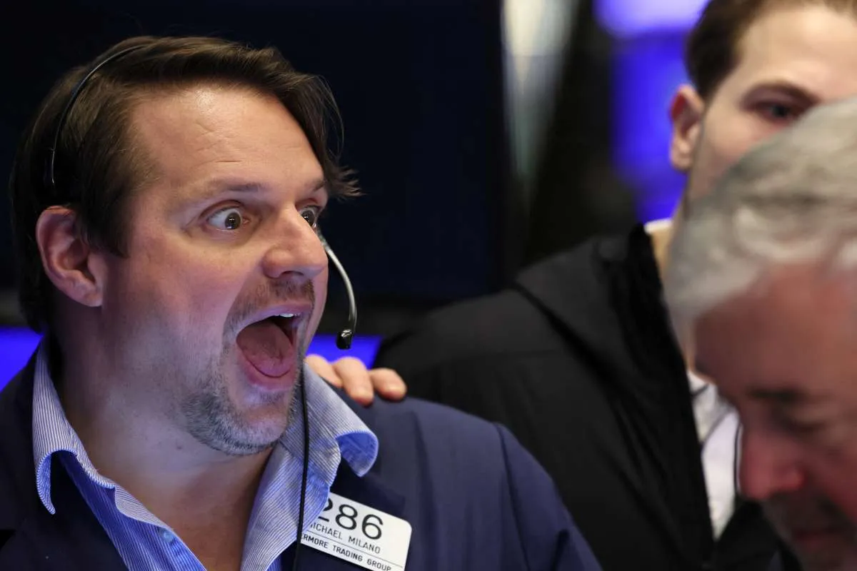 Wall Street Ditutup Melemah, Terseret Ketegangan di Timur Tengah dan US Treasury Naik