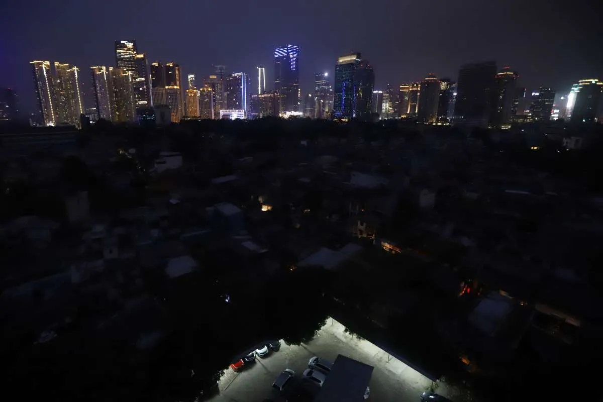 Sebelum Indonesia, gelombang black out juga terjadi di kota besar dunia