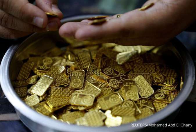 Daya Tarik Emas Memudar? Terjun 8% dalam Sehari, Terburuk 43 Tahun