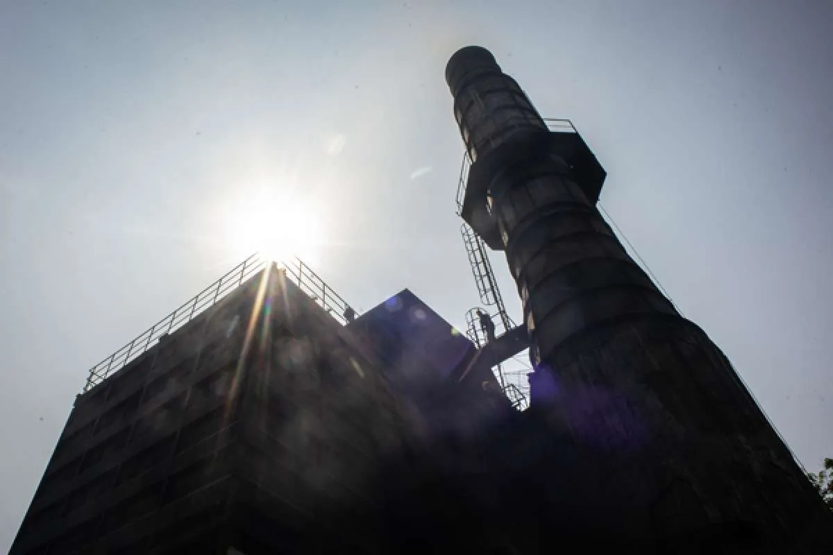 Dekarbonisasi mendalam pada sistem energi akan membawa manfaat ekonomi yang besar