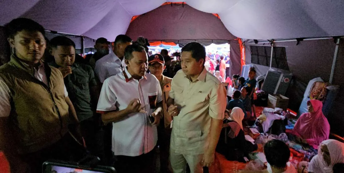 Tinjau Banjir di Bekasi, Menteri Ara Buka Opsi Relokasi Masyarakat