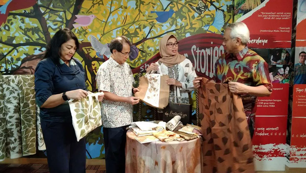 Batik Motif Ecoprint Mulai Mendunia