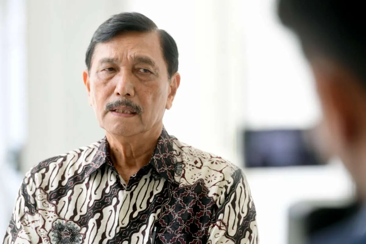 Cegah Penularan Covid-19, Luhut Anjurkan Kantor Lakukan WFH 1-2 Pekan ke Depan