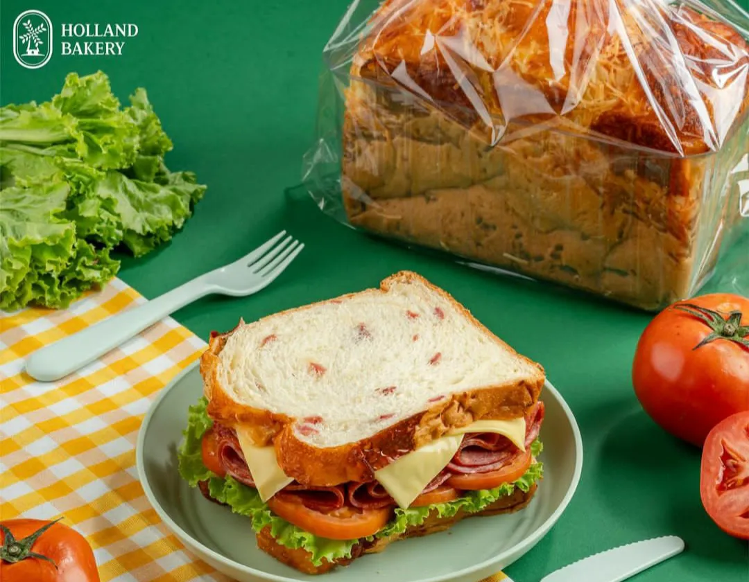 holland bakery menu Smoked Beef Cheese Loaf