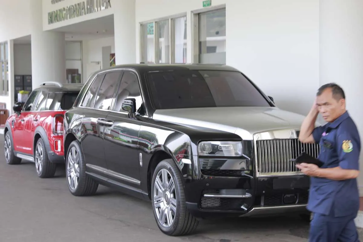 Kasus Korupsi Timah, Kejagung Sita Mobil Lexus dan Vellfire Milik Harvey Moeis 