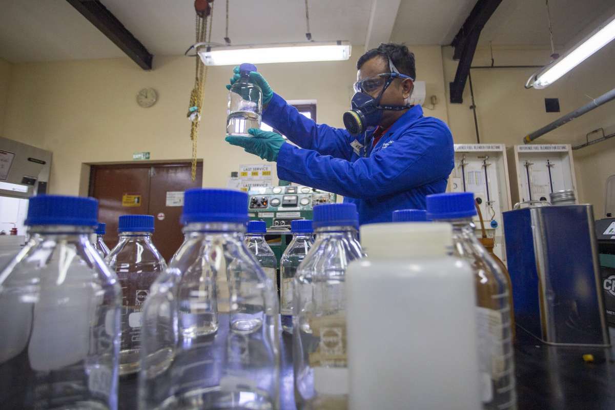 Pertamina Produksi BBM Rendah Sulfur di Kilang Balongan