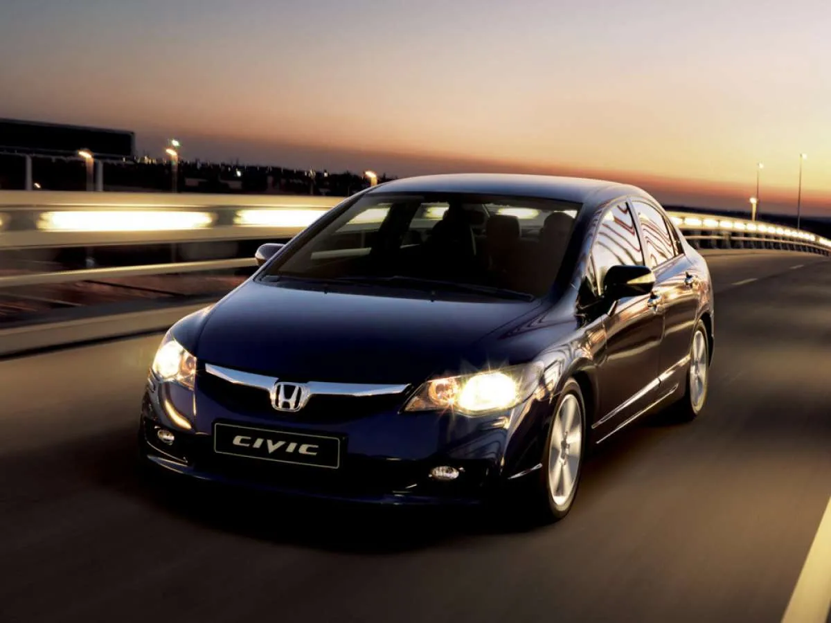 Harga mobil bekas Honda Civic paling murah Rp 90 juta per Juli 2021