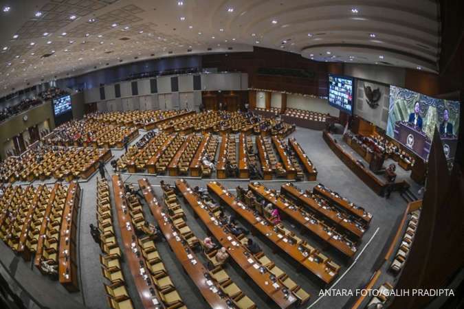  Dewan Perwakilan Rakyat (DPR) 