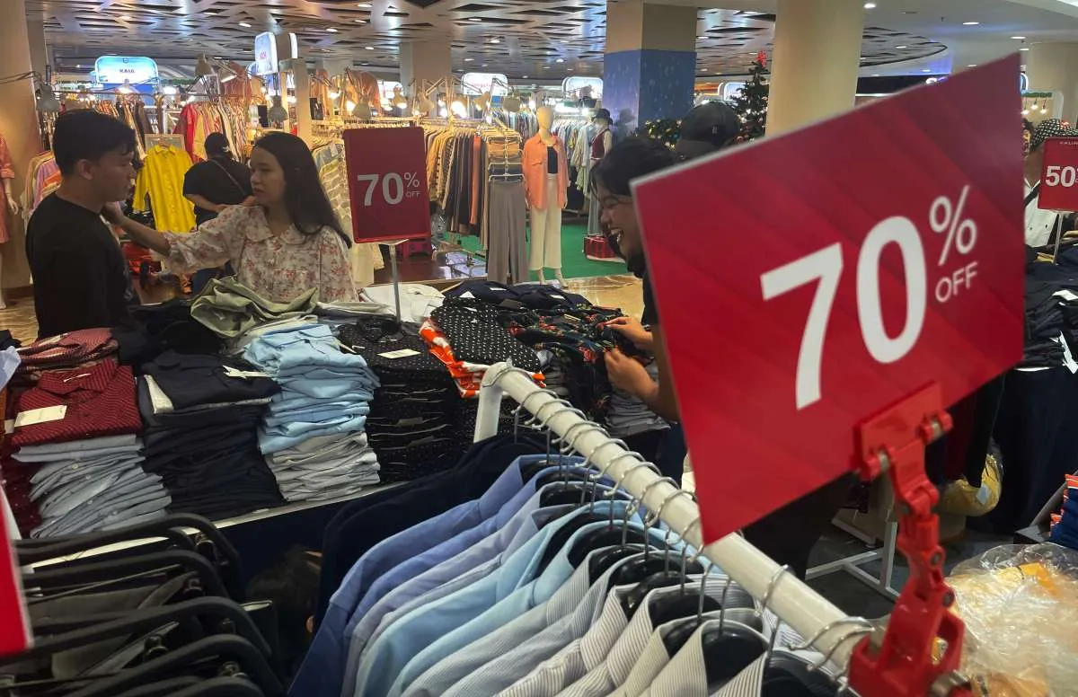 Perlu Dorongan Daya Beli Saat Kontribusi Kredit Rumah Tangga Masih Tinggi