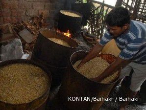 Tekan kredit macet dengan cara adat