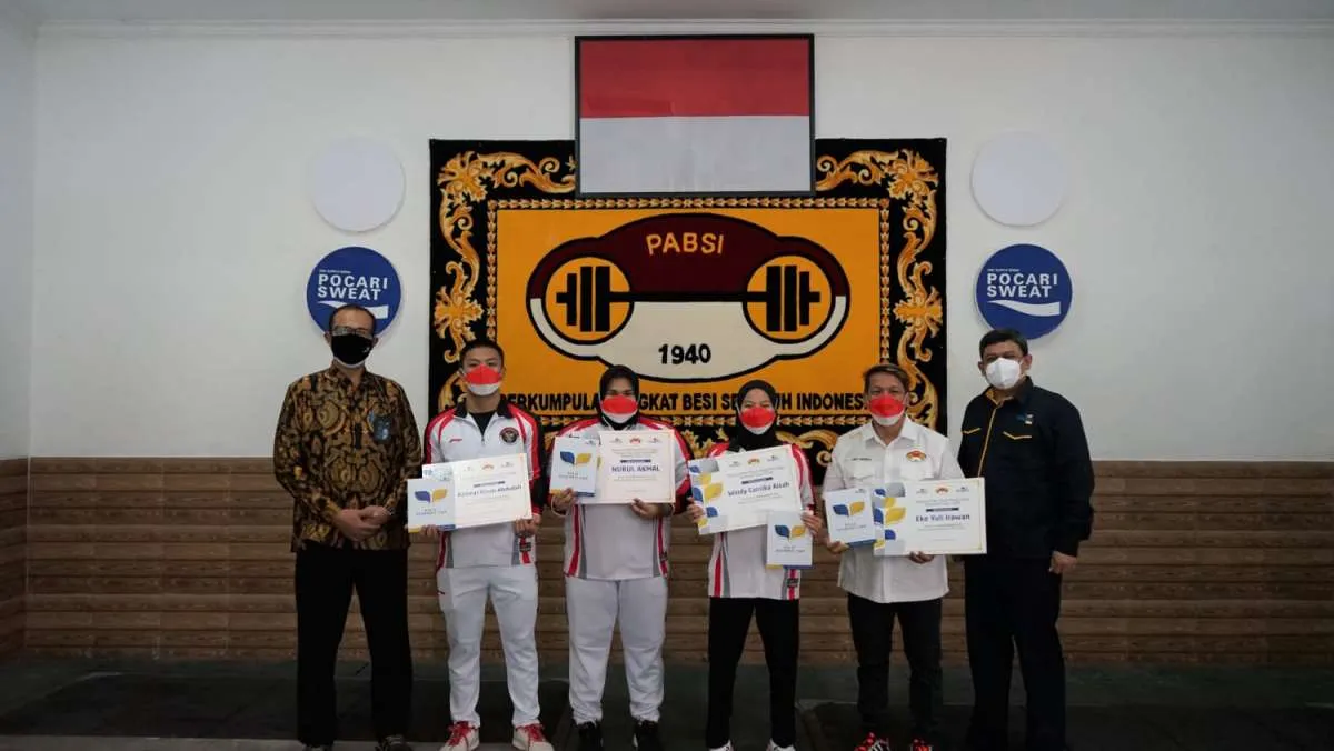 Taspen Life apresiasi atlet angkat besi yang berprestasi di Olimpiade Tokyo 2020