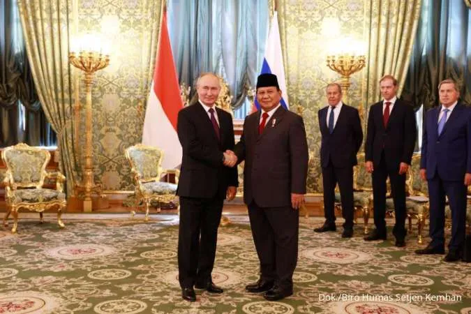 Putin Hosts Indonesia's Prabowo in Russia in Bid to Deepen Ties