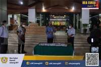 Bea Cukai bebaskan bea masuk dan pajak puluhan ribu masker Ungaran Sari Garments