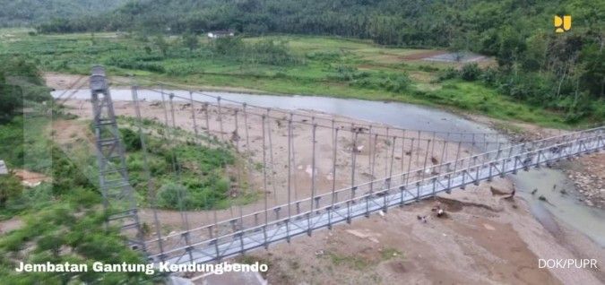 Jembatan gantung Banjarsari II dan Kedungbendo di Pacitan rampung, mobilitas lancar 