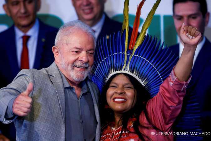 Presiden Brasil Lula Pecat Panglima Militer Buntut Kerusuhan Pendukung Bolsonaro