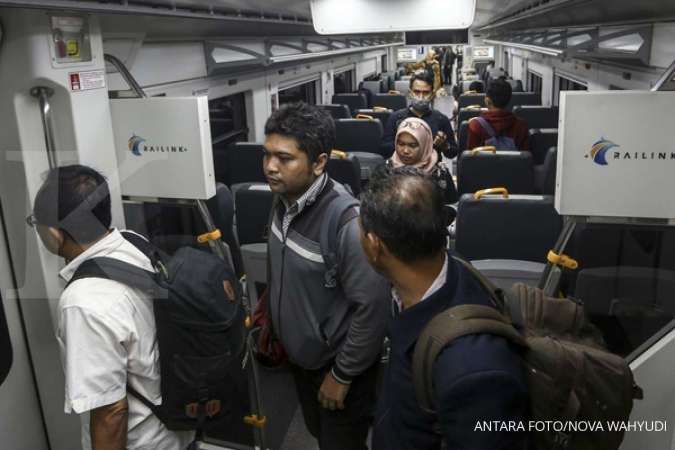 Railink menyetop kereta bandara Stasiun Bekasi-Bandara Soekarno Hatta 