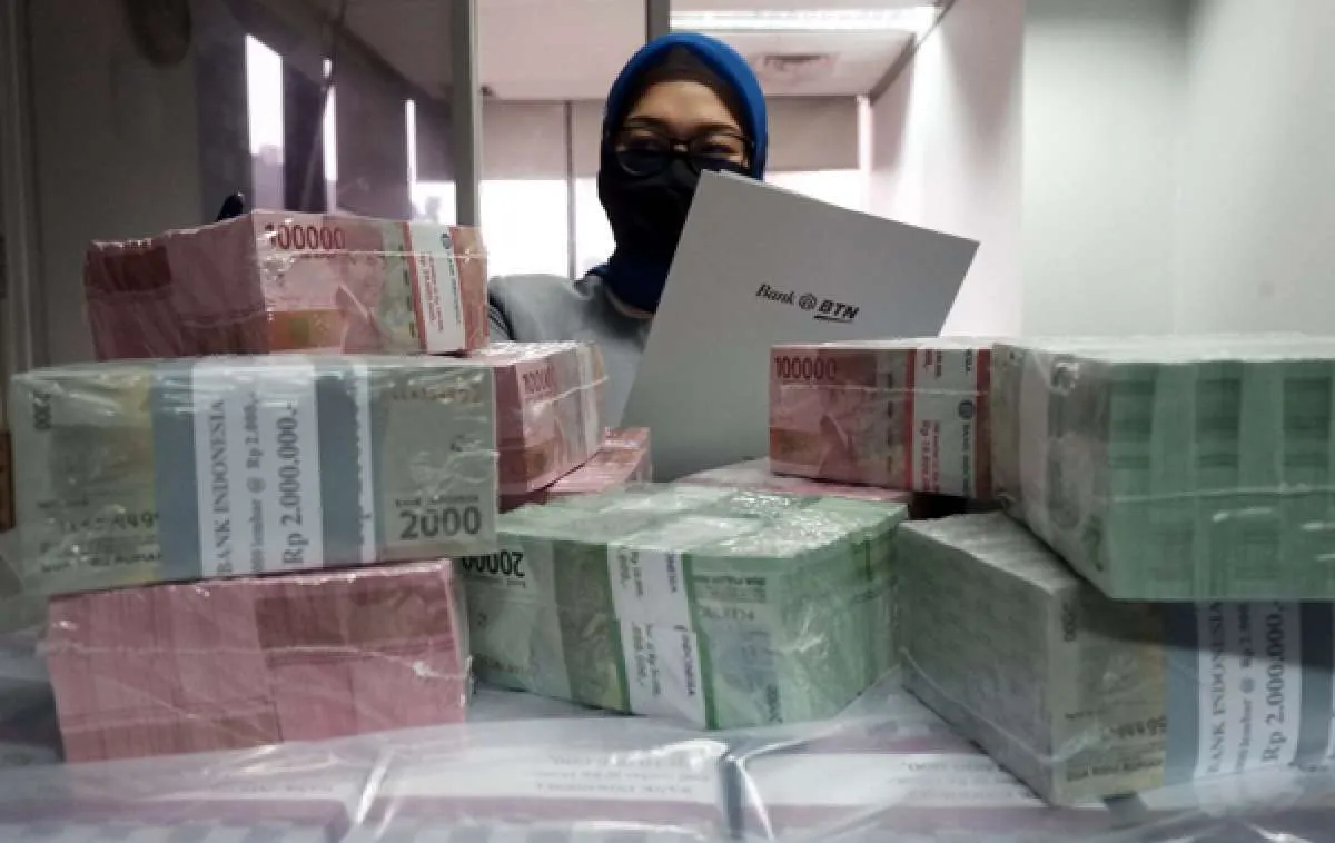 Beragam cara dilakukan perbankan untuk memupuk dana murah