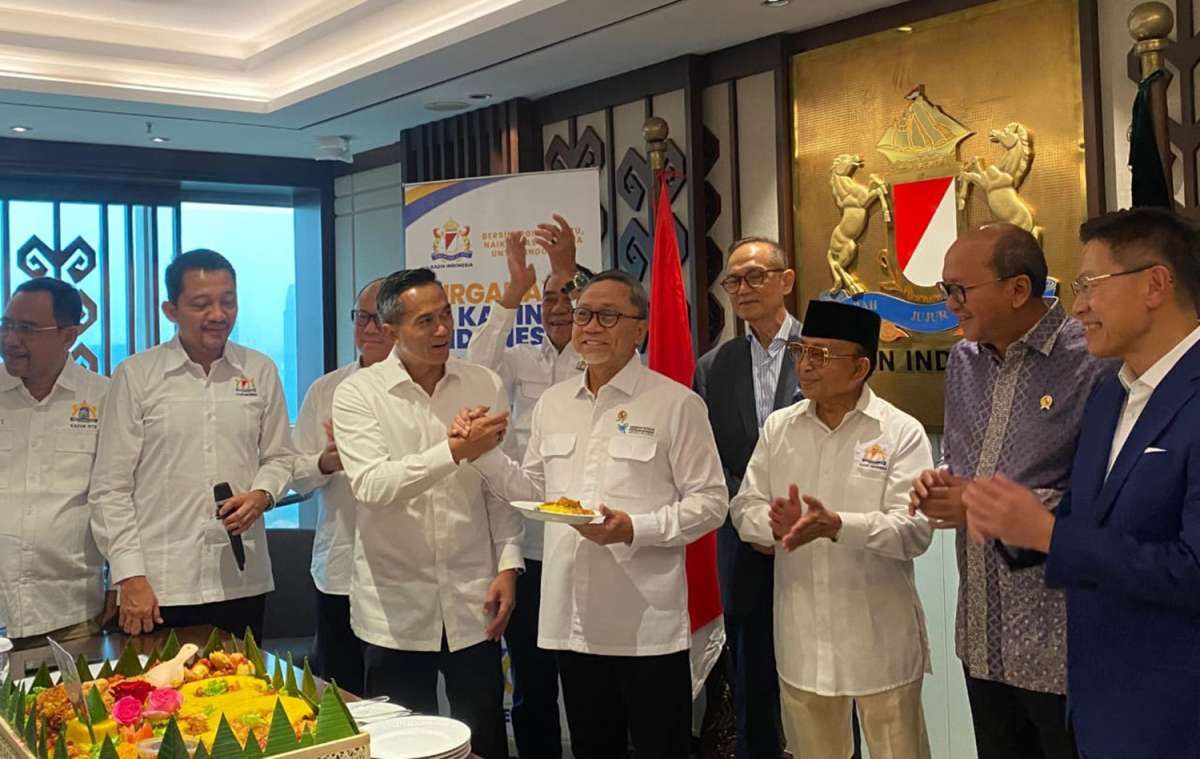 Mendag Zulhas Hadiri Peringatan HUT ke-56 Kadin Indonesia