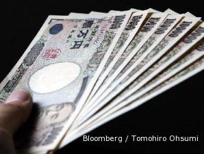 Intervensi bank sentral Jepang membuat yen melemah