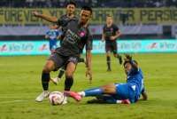 Persis vs Persib: Skor Akhir Penentu Arah Klasemen Super League