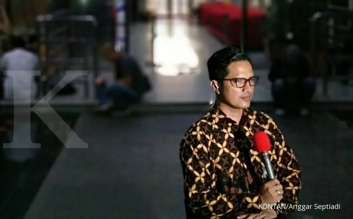 Garuda Indonesia gugat Rolls Royce, ini tanggapan KPK