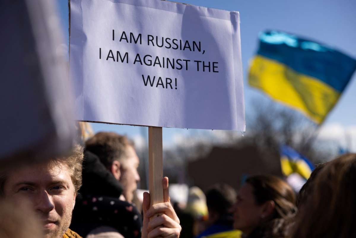 Rusia Digempur Beragam Aksi Boikot