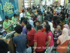 Bisnis midnight sale laris manis