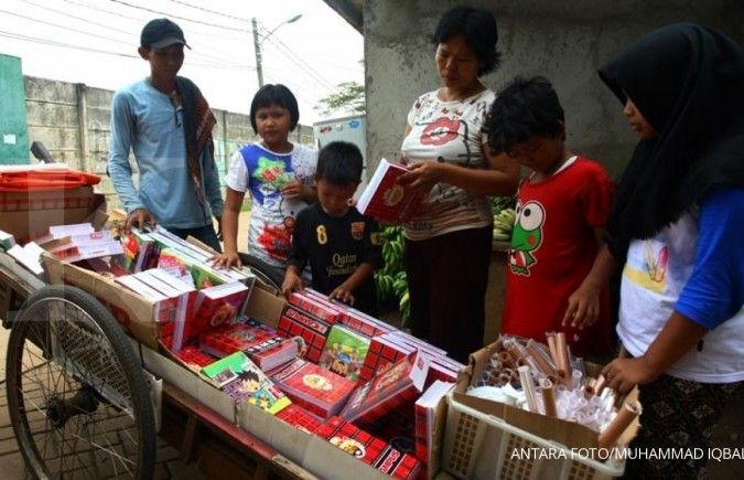 Kini, giliran buku dan alat tulis jadi buruan! (2)