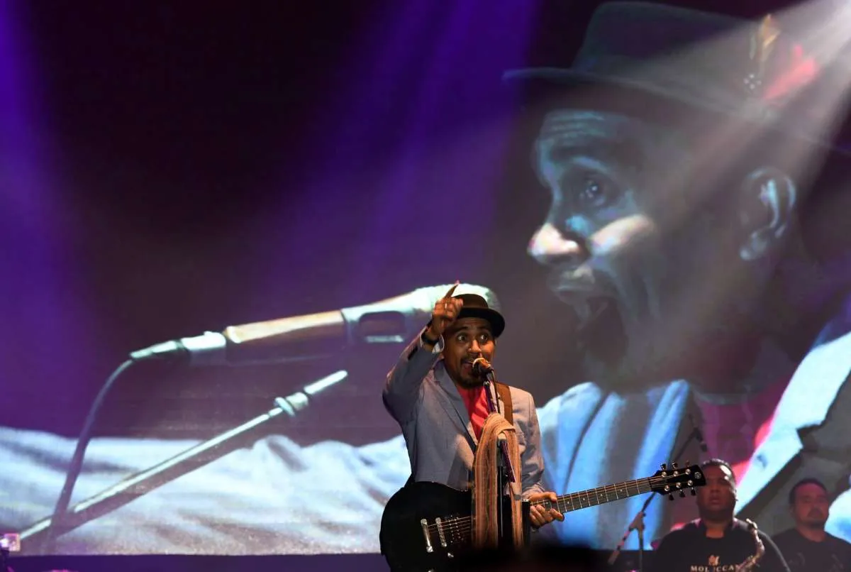 Glenn Fredly, musisi spesialis lagu-lagu romantis