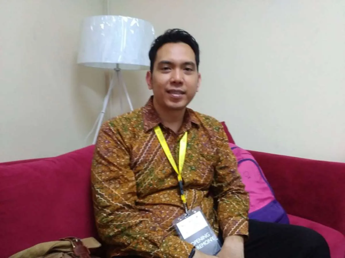 Kisah Dokter Yusuf yang dibayar pasien dengan 10 botol plastik