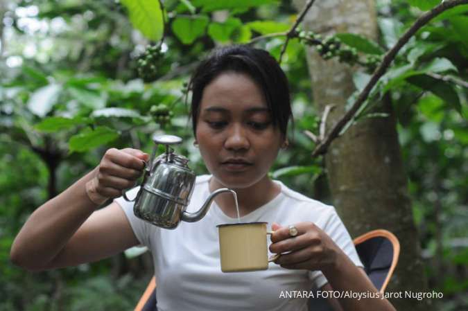 Manfaat Minum Kopi Secara Rutin untuk Kesehatan Rambut