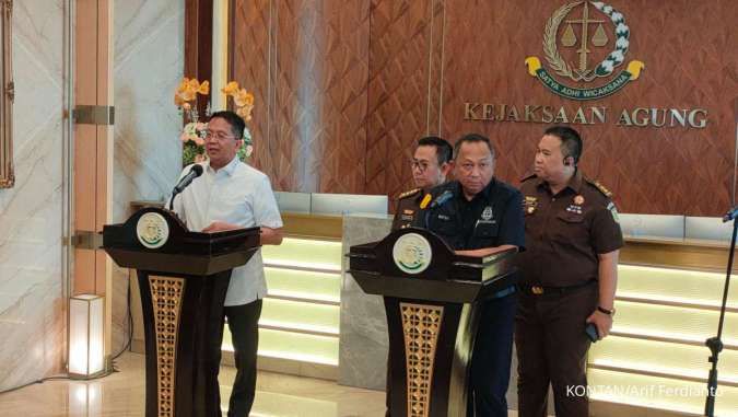 Dirdik Jampidsus Kejagung, Kuntadi (kiri).