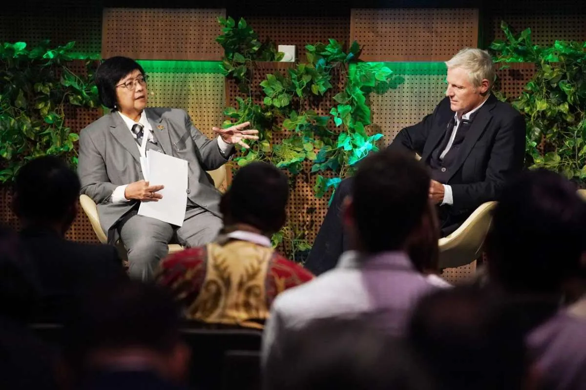 Menteri Lingkungan Hidup dan Kehutanan Teken Kerjasama Dengan Bezos Earth Fund