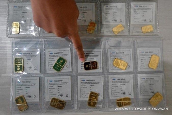 Akhir pekan, harga jual emas Antam terus merosot ke Rp 646.000 per gram