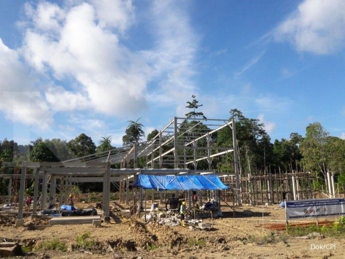 Jaringan listrik dari PLTBM Siberut hampir selesai