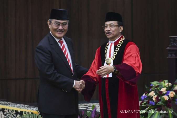 Gantikan Anwar Usman, Suhartoyo Resmi Dilantik Jadi Ketua MK