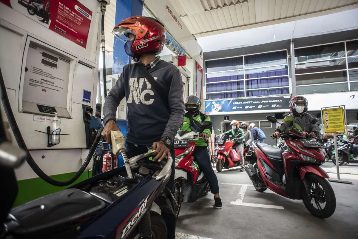 Jokowi Tegaskan Harga Pertalite Tidak Naik, Ini Penyebabnya