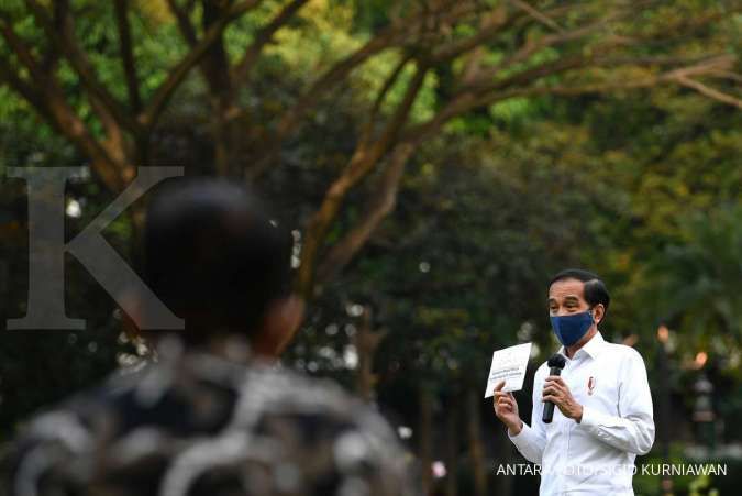 Asyik, Jokowi bagi-bagi modal Rp 2,4 juta ke pedagang kecil
